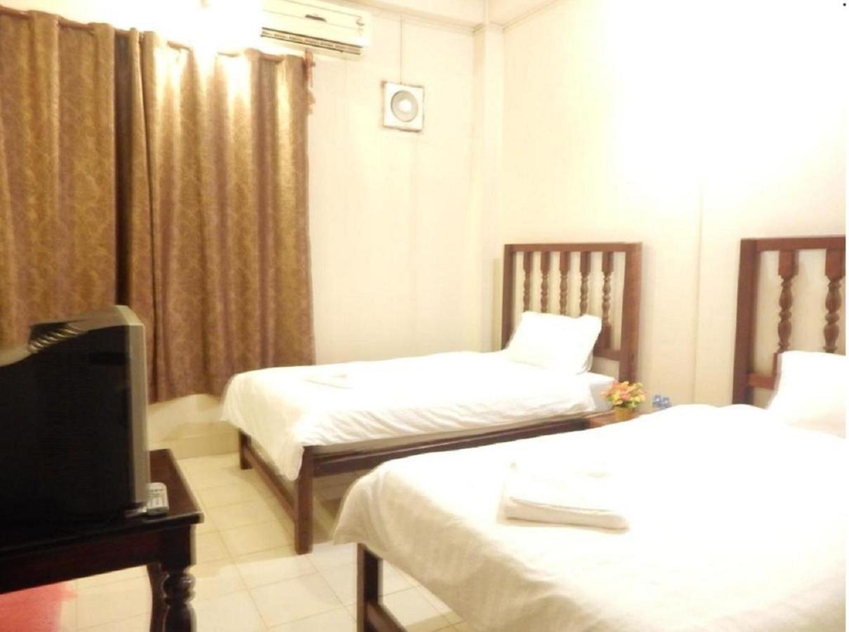 Vang Vieng Camellia Hotel Ngoại thất bức ảnh
